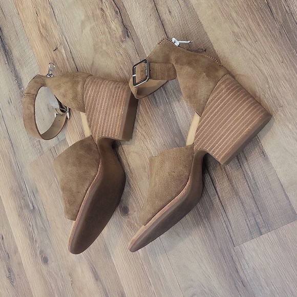 KORK-EASE Gazania in Tenne Suede Brown Suede 3" Sandal - Picture 5 of 13